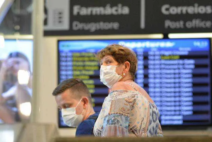 As fronteiras aéreas do país estavam restritas desde março 