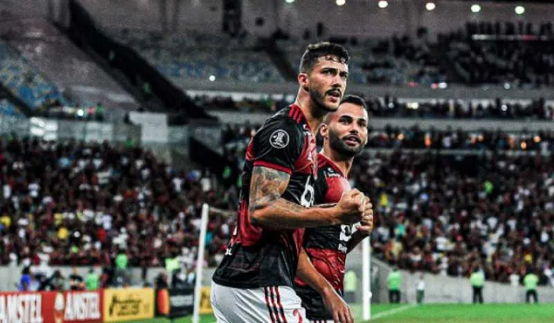 Gustavo Henrique se posicionou contra as críticas do presidente do Santos 