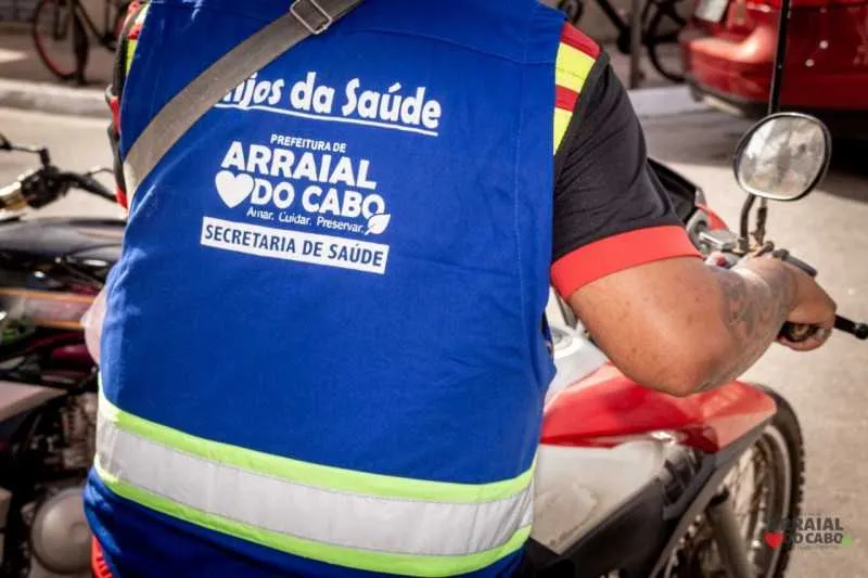 Além dos medicamentos, os idosos receberão uma máscara e álcool gel para contribuir na proteção e nos cuidados.
