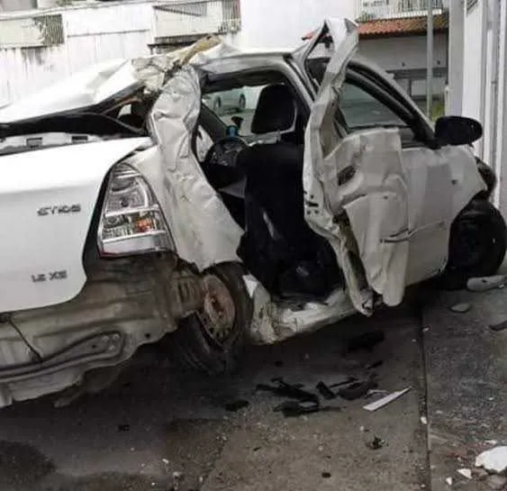 Imagem ilustrativa da imagem Acidente deixa uma pessoa morta e quatro feridas em São Gonçalo