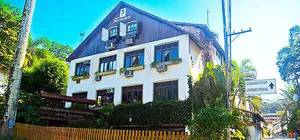 Para agendar as consultas, a clínica disponibiliza o seguinte número (21) 99519-3052