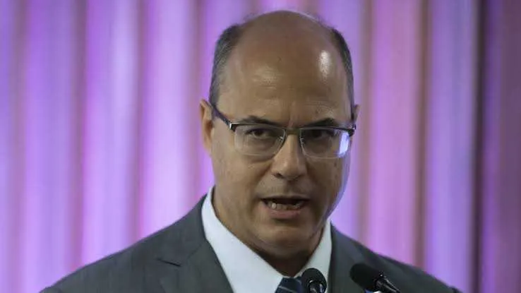 A decisão foi aceitar por unanimidade.