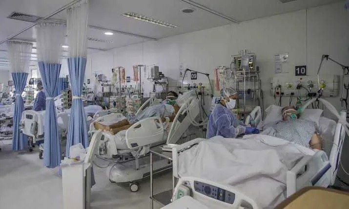 O bebê nasceu prematuro, com 34 semanas