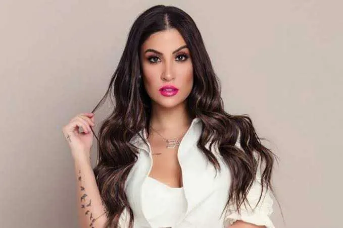 A influencer tem cerca de 6 milhões de inscritos na plataforma.