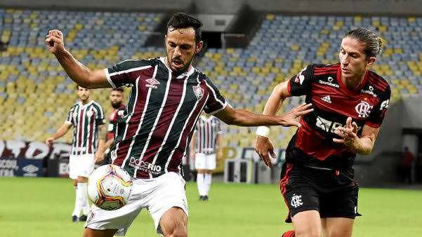 O SBT busca Téo José da Fox Sports para narra a partida