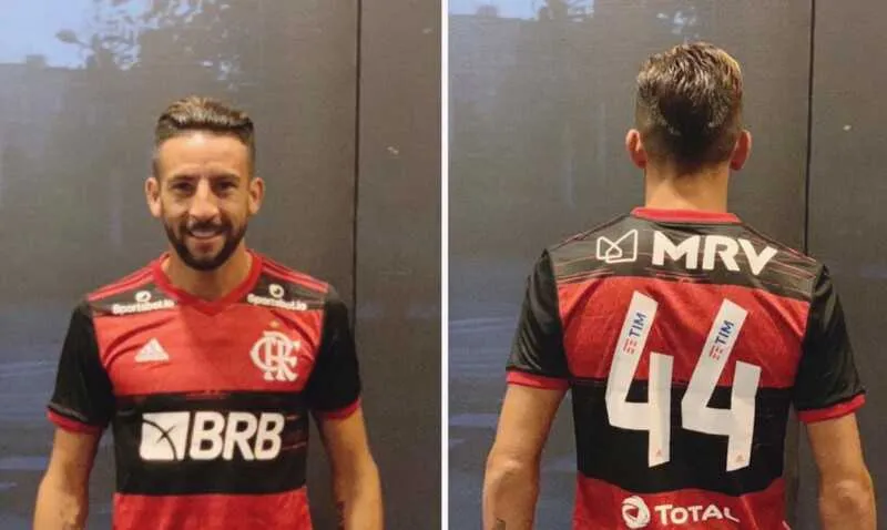 Imagem ilustrativa da imagem Flamengo anuncia contratação de Maurício Isla