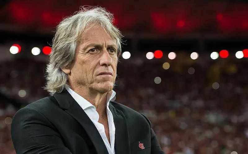 O ex-jogador também disse que o Rubro-negro é um exemplo a ser seguido no futebol nacional