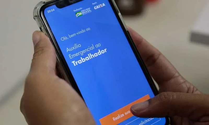Aplicativo da Caixa irá disponibilizar código para facilitar retirada de dinheiro em lotéricas de caixa eletrônico