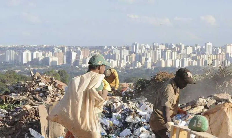 Imagem ilustrativa da imagem Coronavírus gera dificuldades para catadores de materiais recicláveis