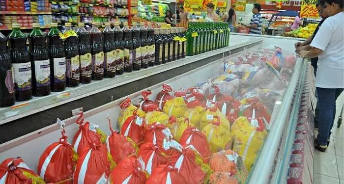 Imagem ilustrativa da imagem Os supermercados vão salvar o Brasil? Campanha fortalece o pequeno comércio