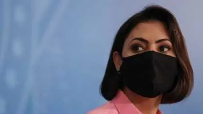 Diagnóstico positivo ocorre seis dias após o presidente dizer que está libre da doença