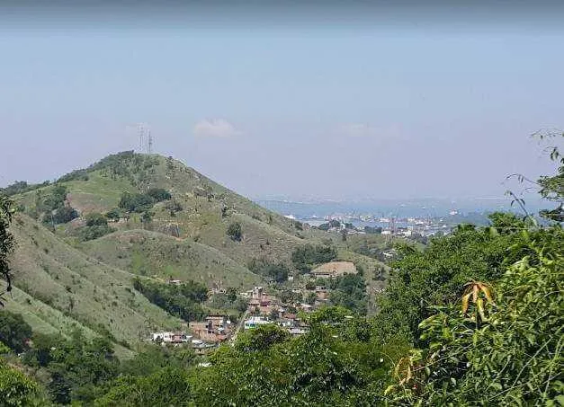 Imagem ilustrativa da imagem Cinco baleados em confronto no Morro do Castro, em Niterói