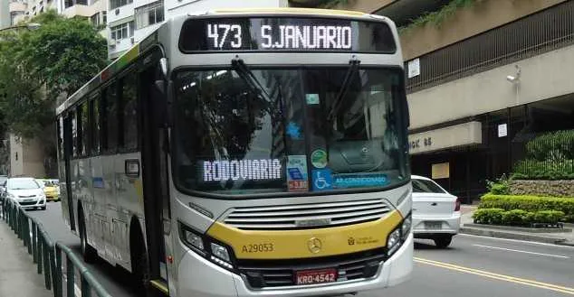 PM se distraiu com celular e esqueceu arma ao descer do ônibus