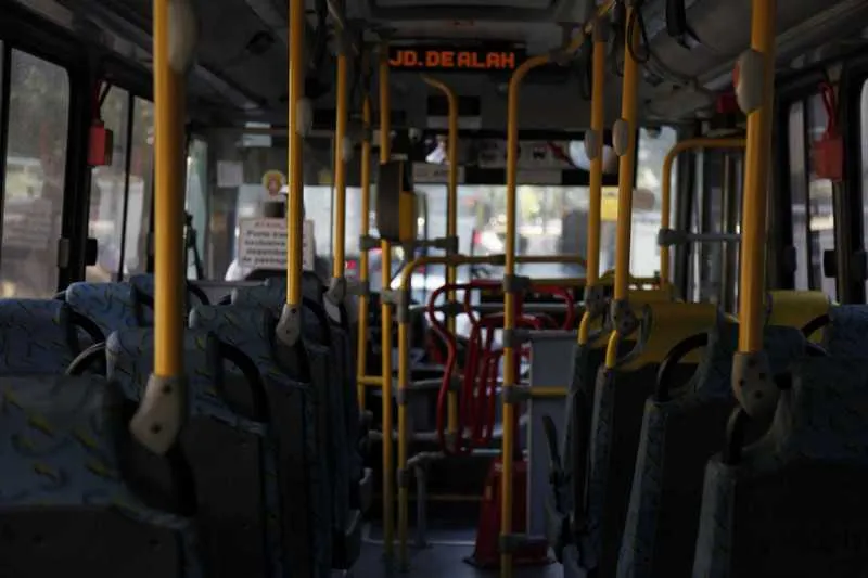 A suspensão integra as medidas para reforçar o isolamento social 