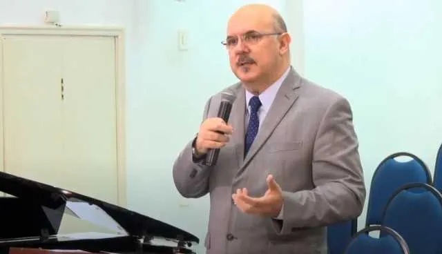 Milton Ribeiro recebeu críticas após perfis na internet descobrirem vídeo polêmico do pastor