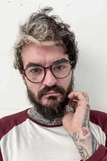 Youtuber PC Siqueira tem suspostas mensagens que apontam atitudes pedófilas