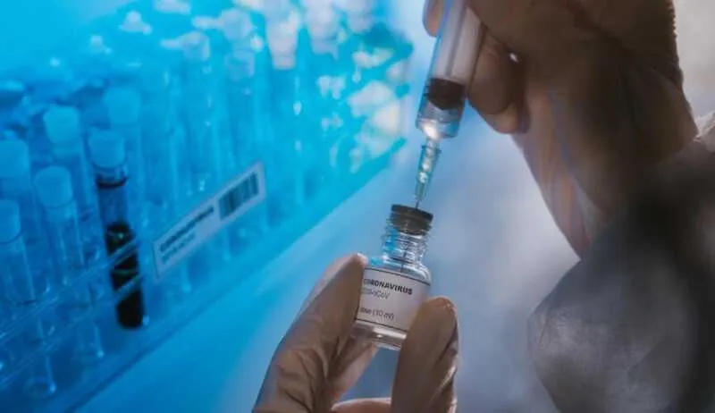 Imagem ilustrativa da imagem Estudo confirma eficácia da Coronavac na fase 2 dos testes clínicos