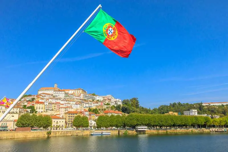 Imagem ilustrativa da imagem Enem é aceito para ingresso em 50 universidades portuguesas
