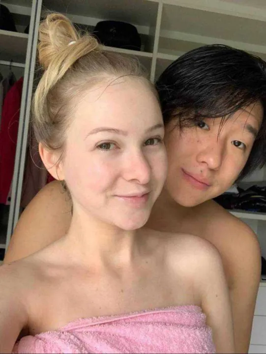 Esposa do ex-BBB ficou desconfiada após caso de assédio do marido