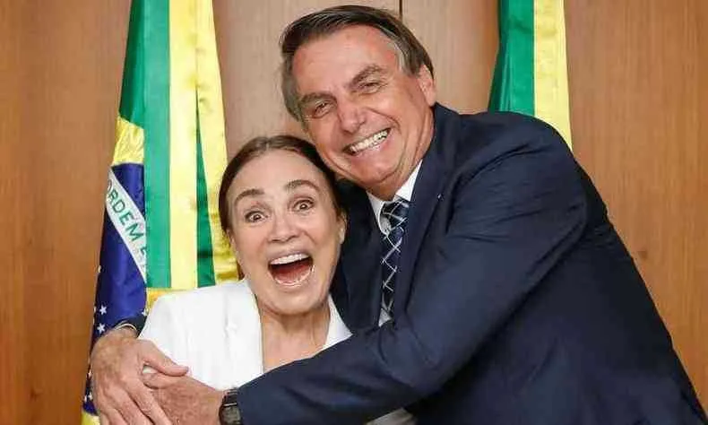 Regina assumiu o cargo no dia 4 de março