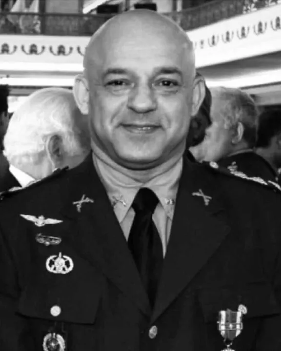 Imagem ilustrativa da imagem Coronel da PM morre após ter AVC e infarto ao caminhar na Praia de Piratininga