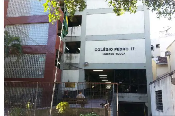 Aulas só retornarão este ano se forem garantida condições sanitárias para os alunos