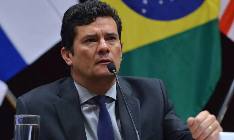 Foram exibidas mensagens trocadas entre Moro e o presidente Jair Bolsonaro
