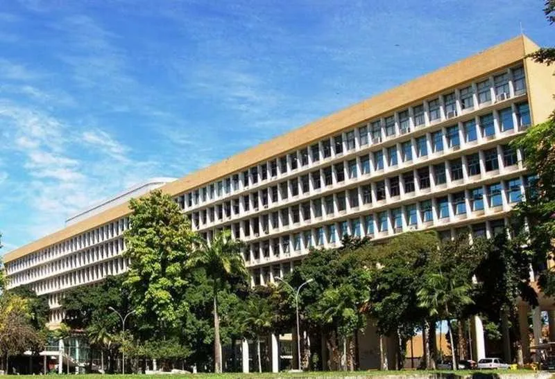 UFRJ anuncia parceria com Fiocruz e empresa privada para produção de teste rápido para diagnosticar a Covid-19