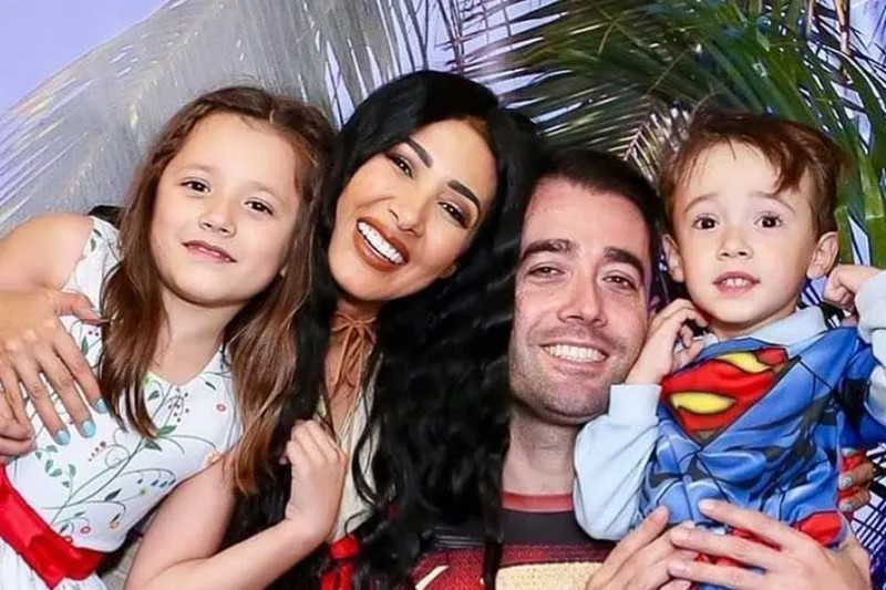 Simaria é mãe de dois filhos e é casada com empresário 