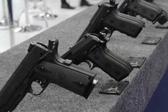 Imagem ilustrativa da imagem Alerj rejeita PEC que permite indústrias de armas de fogo nos municípios fluminenses