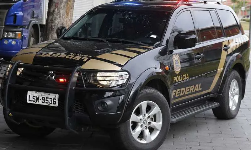 Os alvos são empresários e agentes públicos suspeitos 