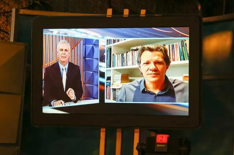 Ex-prefeito é o entrevistado do Poder em Foco neste domingo (24) no SBT