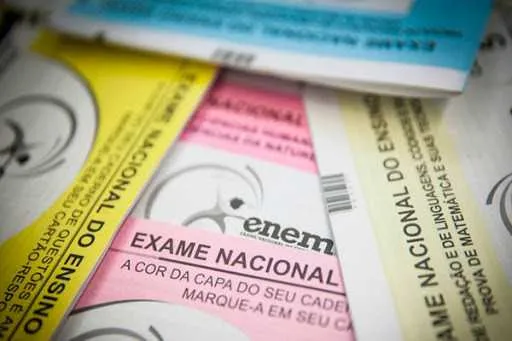 Candidatos ao Enem serão obrigados a usar máscara durante toda a prova