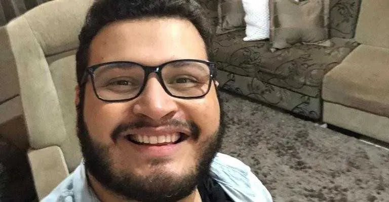 Ex-BBB sofre com as críticas 