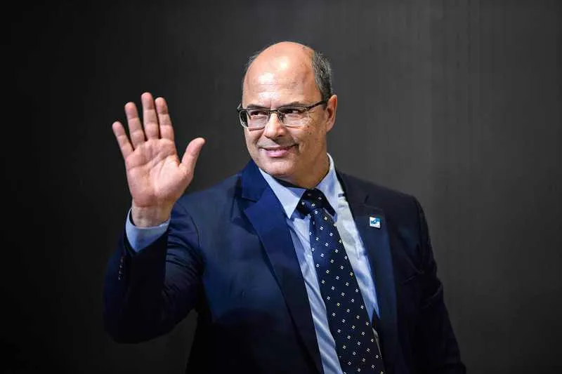 Imagem ilustrativa da imagem Witzel planeja reabrir comércio quando houver 30% de leitos do CTI vagos