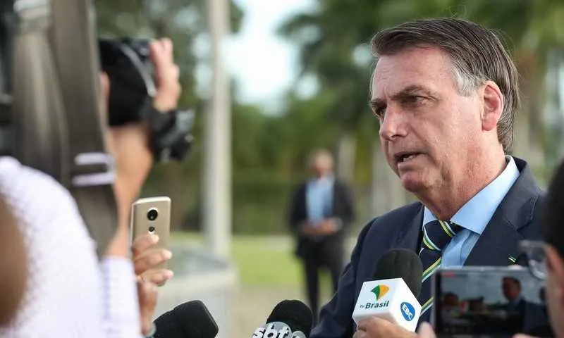 Imagem ilustrativa da imagem Bolsonaro promove 245 ataques contra o jornalismo no 1º semestre