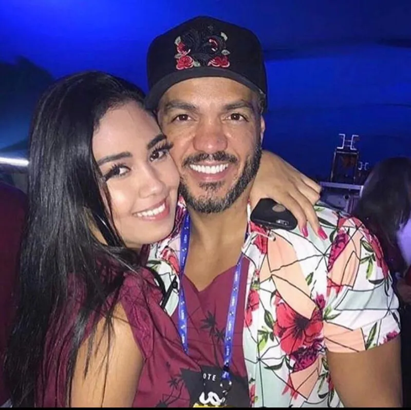 Isadora Alkimin Vieira, de 21 anos é a filha mais nova do cantor Belo, e foi presa por participar de quadrilha 
