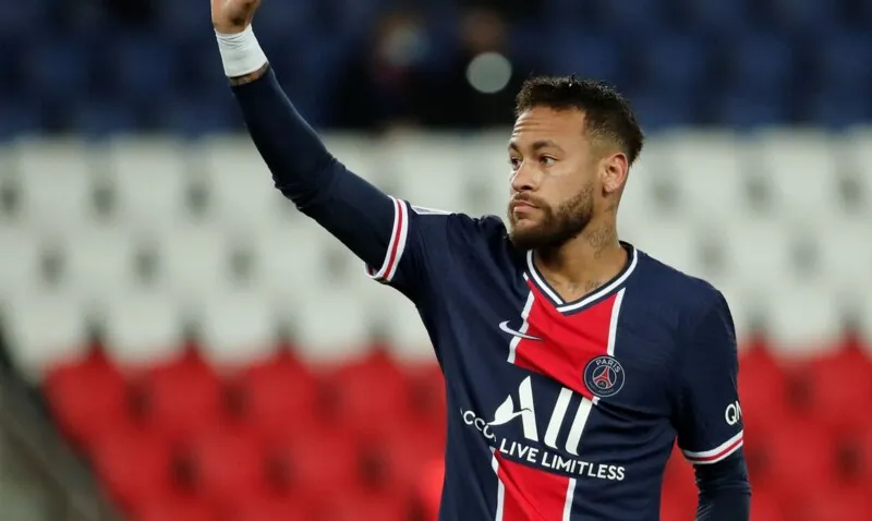 Lesão de Neymar possivelmente não é grave