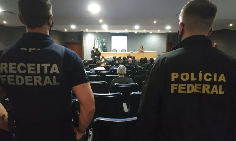 Imagem ilustrativa da imagem PF faz maior operação do ano contra lavagem de dinheiro do tráfico