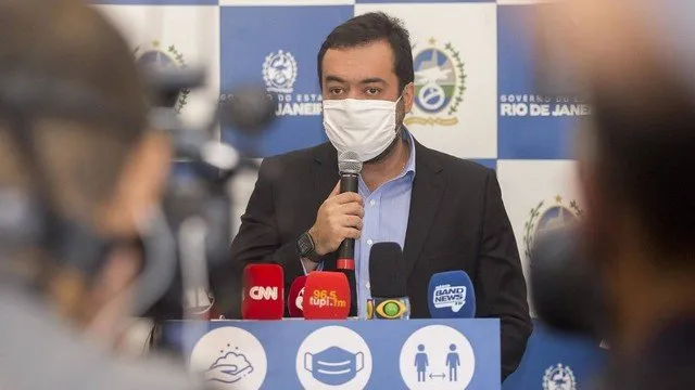 Governador vai se reunir com equipe para fazer vacinação