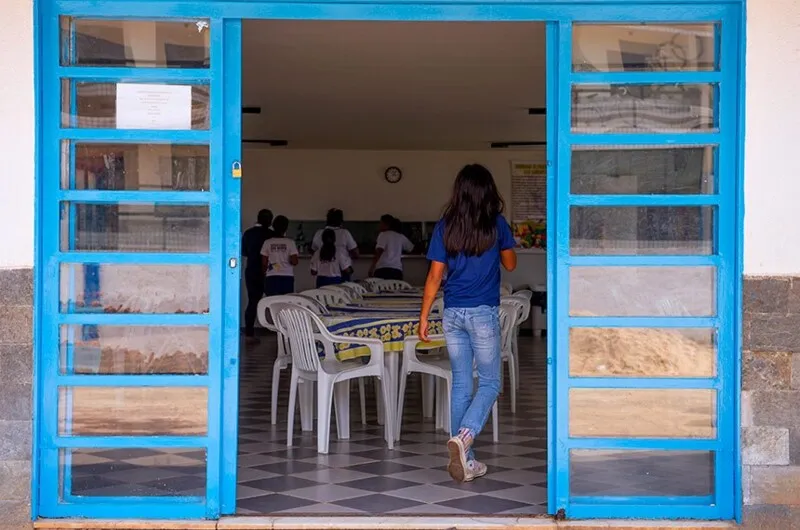Imagem ilustrativa da imagem Estado do Rio cria programa para saída estruturada de jovens dos abrigos